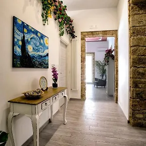 Garden House: And For Holidays Couette-café Palerme